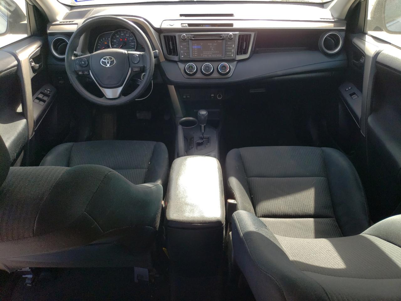 2015 Toyota RAV 4 - Image 8