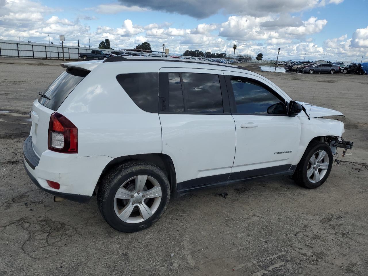 2016 Jeep Compass - Image 3