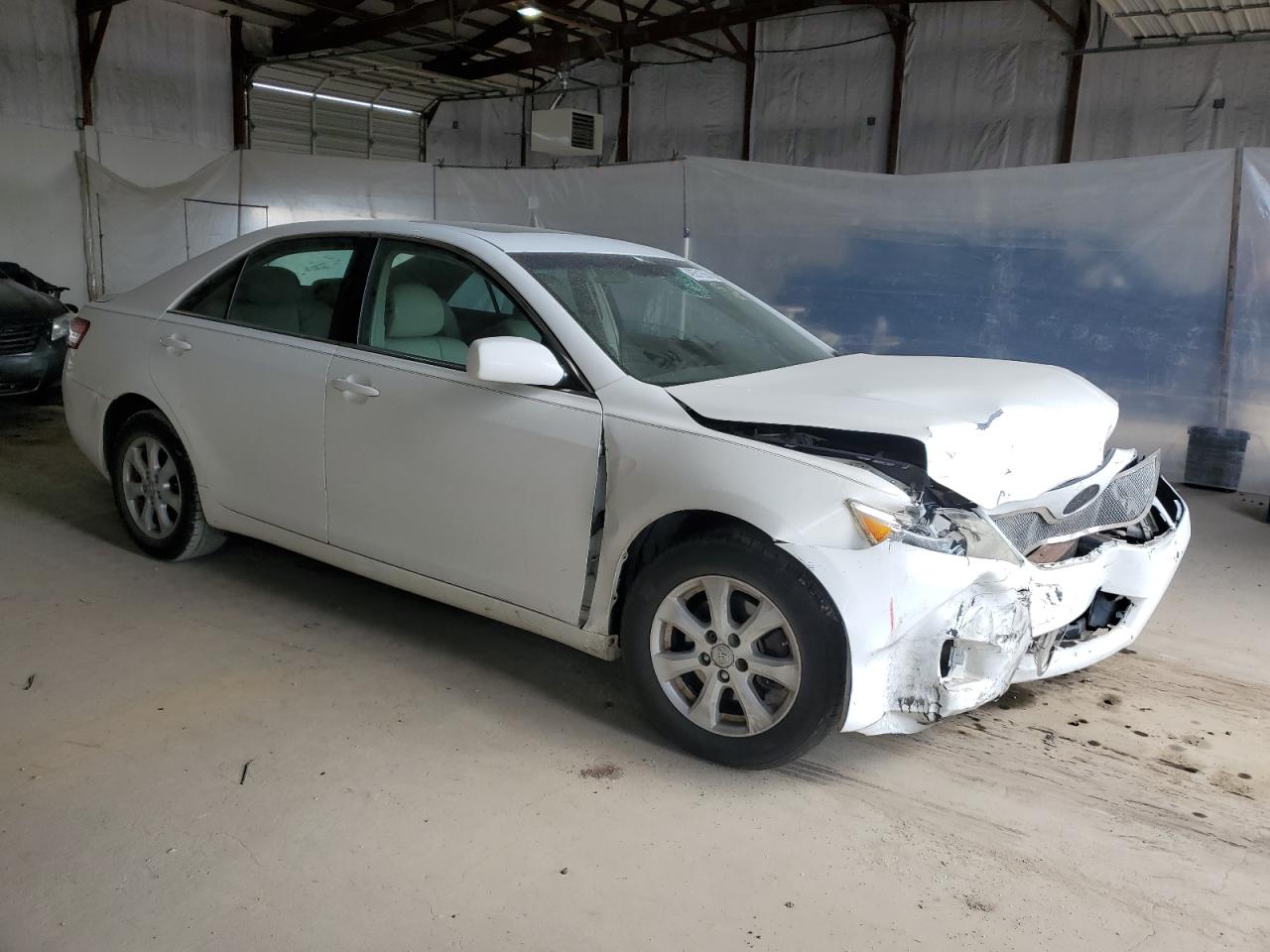 2011 Toyota Camry - Image 4