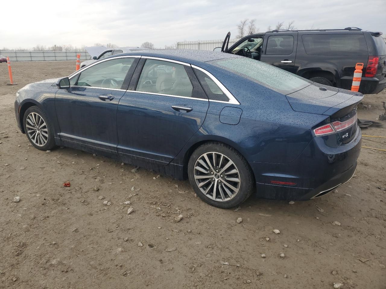 2017 Lincoln MKZ - Image 2