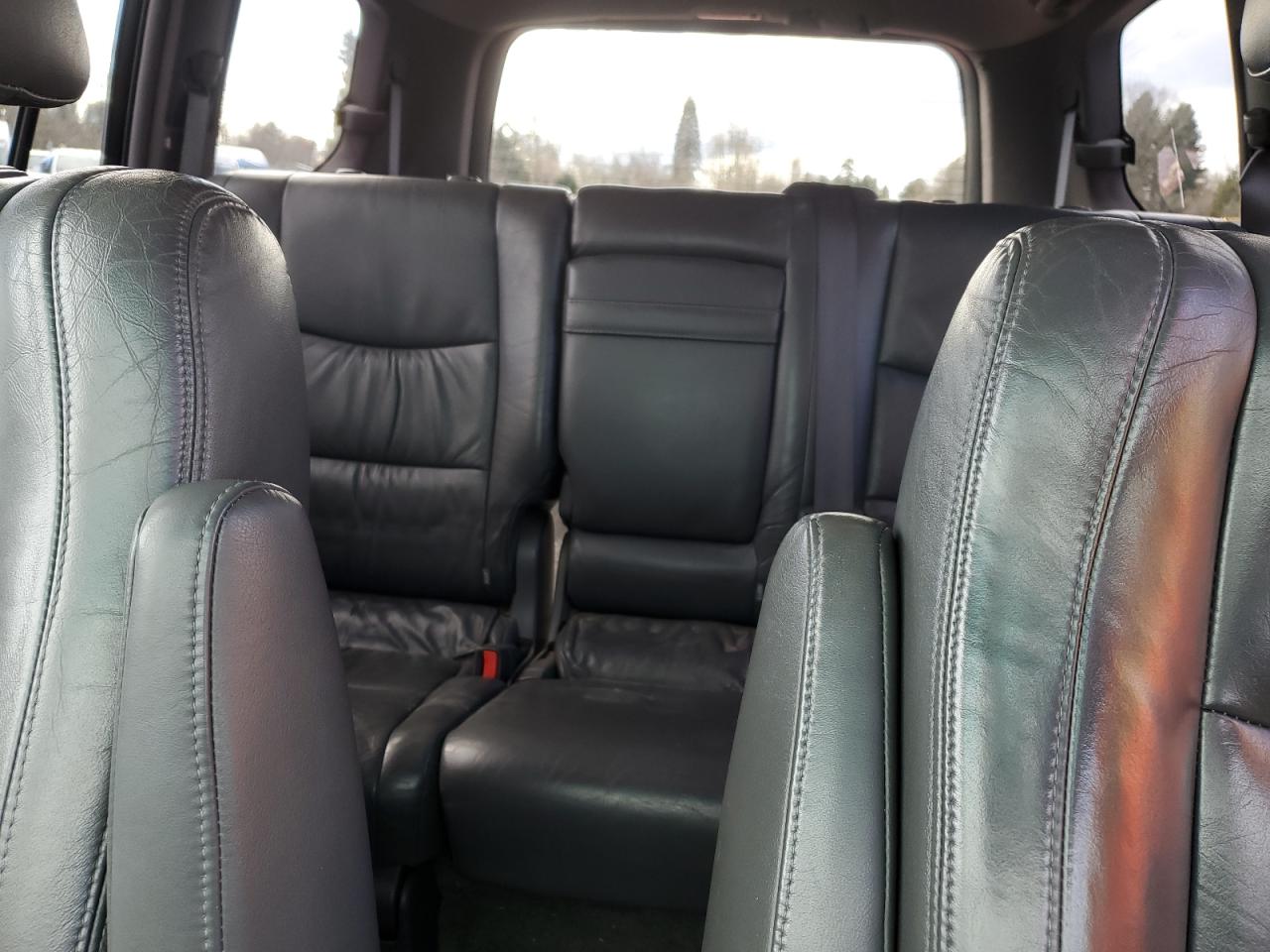 2003 Lexus GX - Image 10
