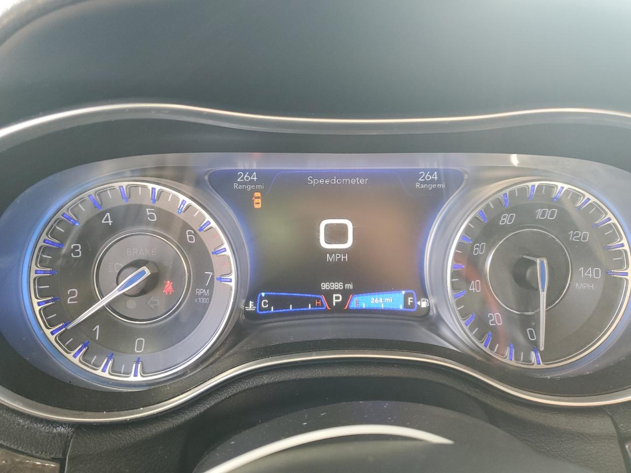 2019 Chrysler 300 - Image 9
