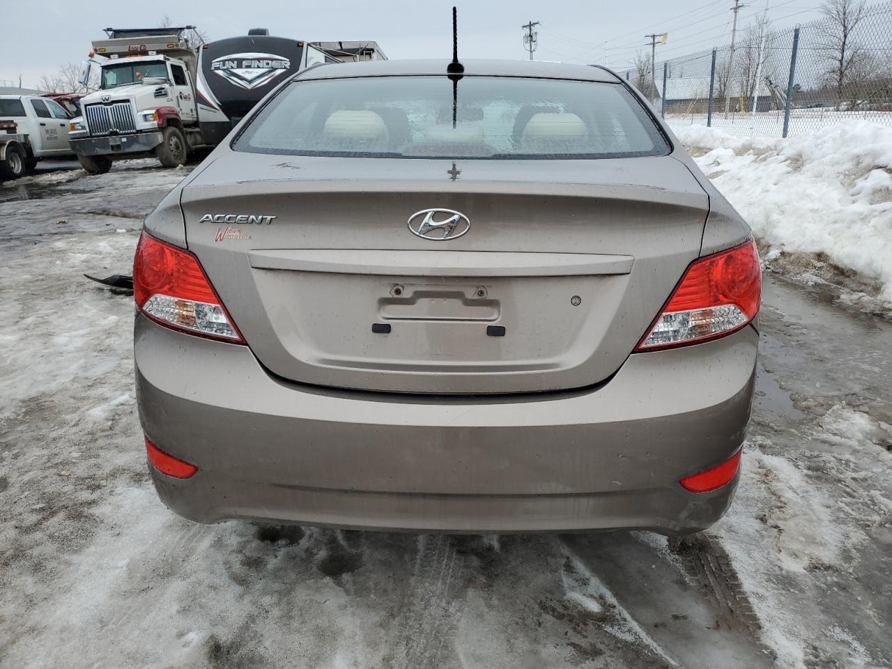 2014 Hyundai Accent - Image 6