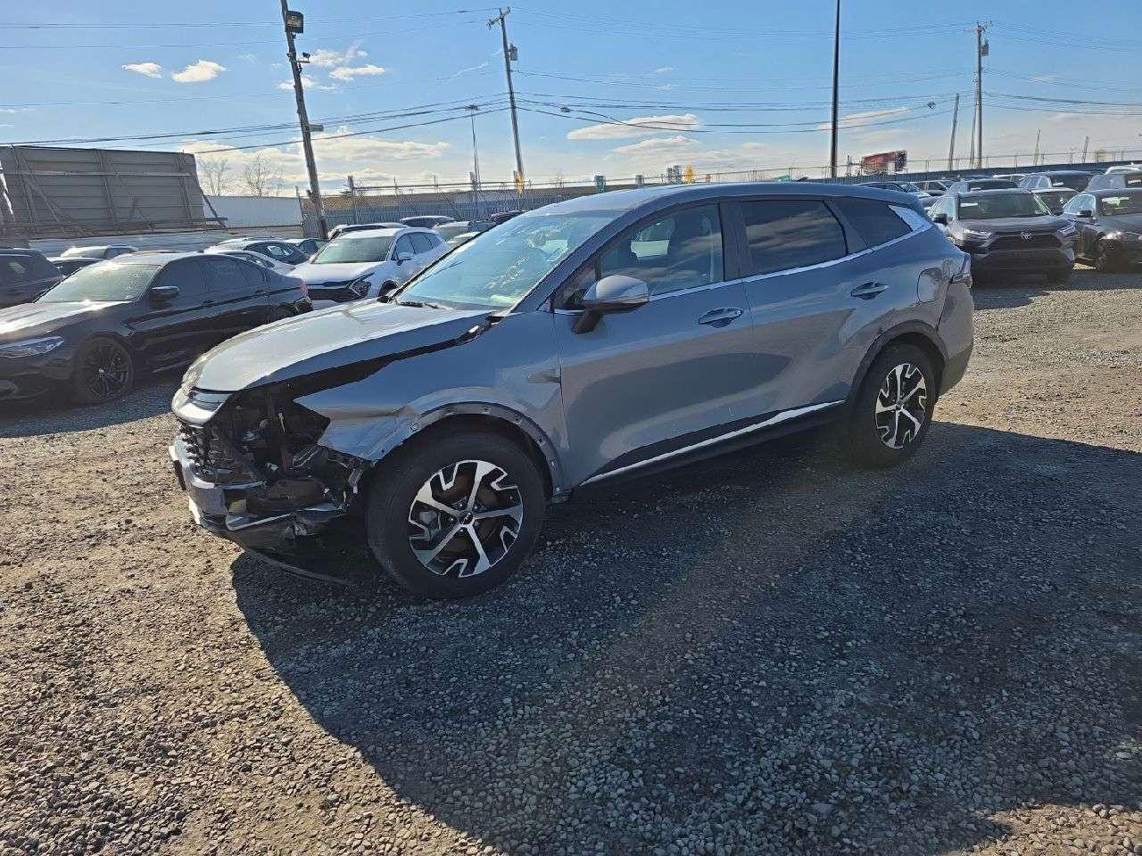 2023 Kia Sportage - Image 1