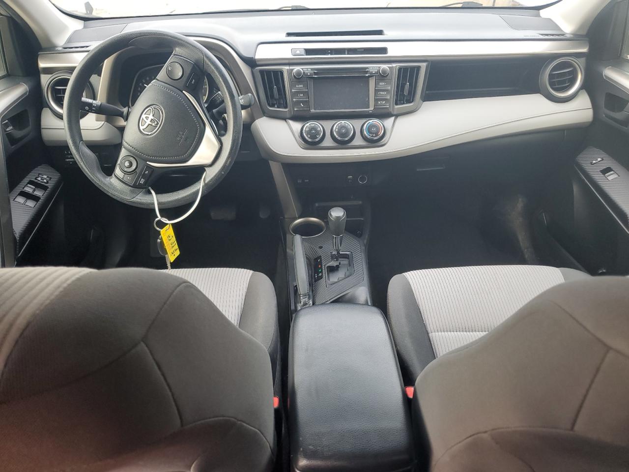 2015 Toyota RAV 4 - Image 8