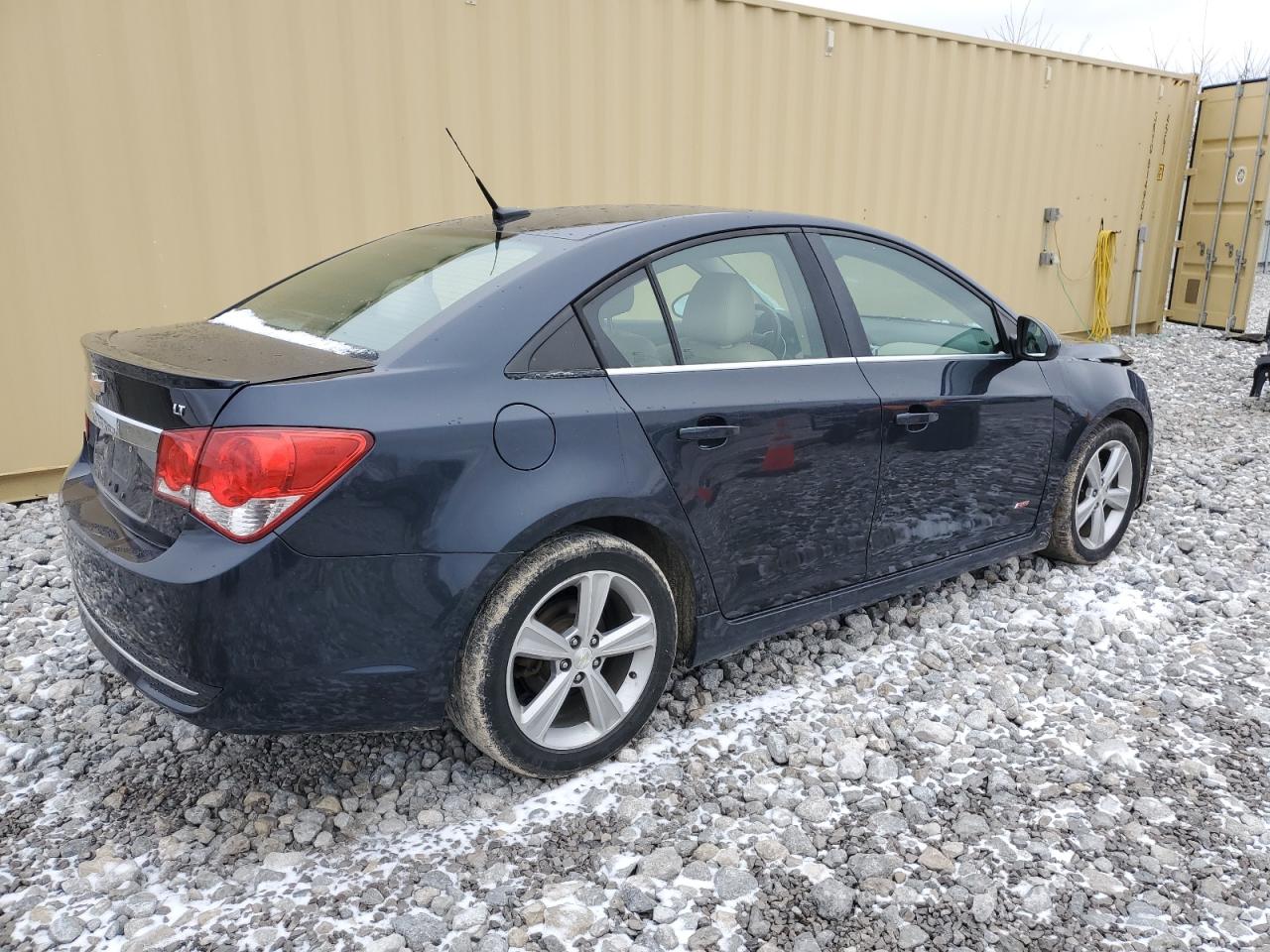 2014 Chevrolet Cruze - Image 3