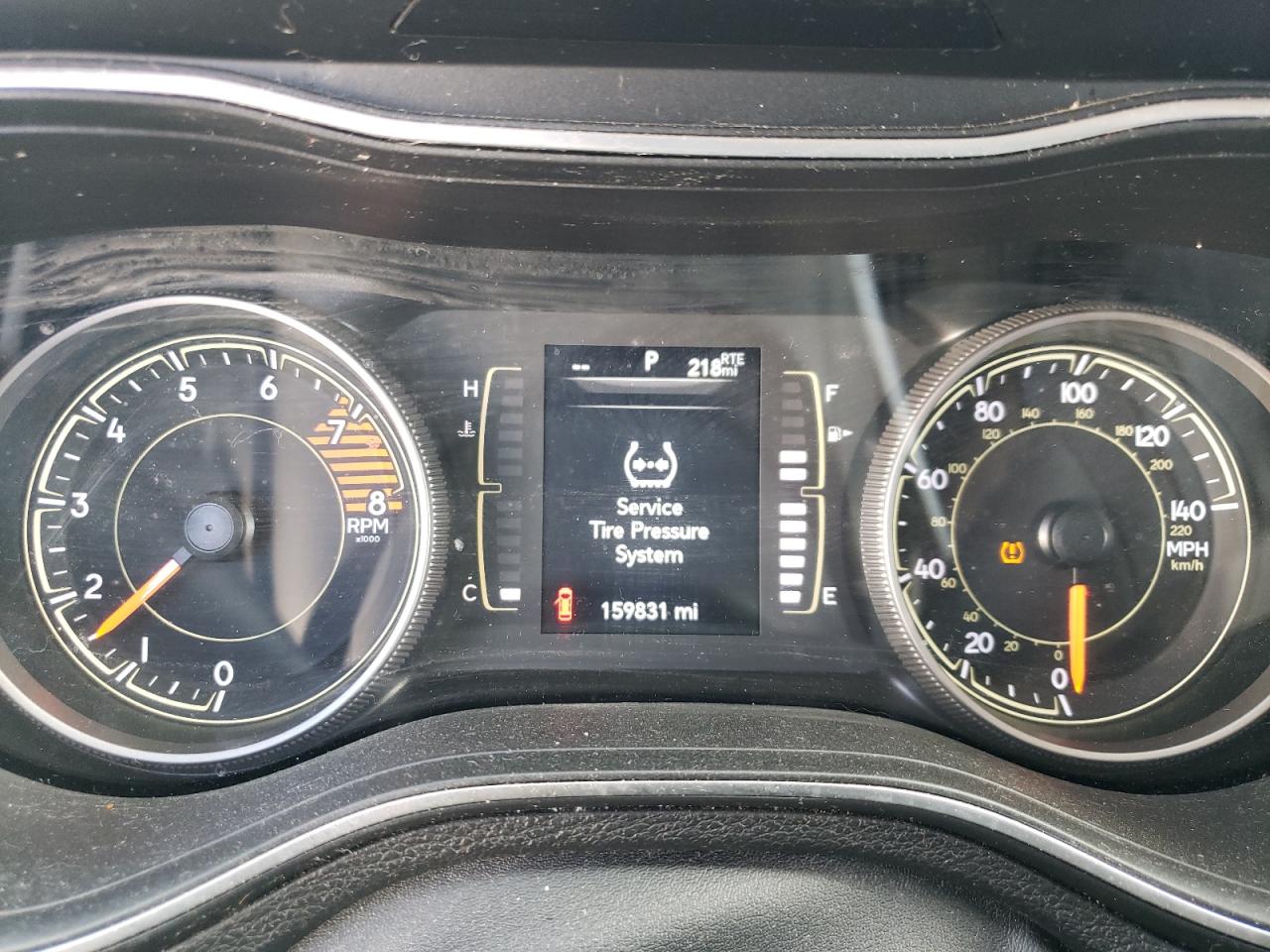 2019 Jeep Grand Cherokee - Image 9