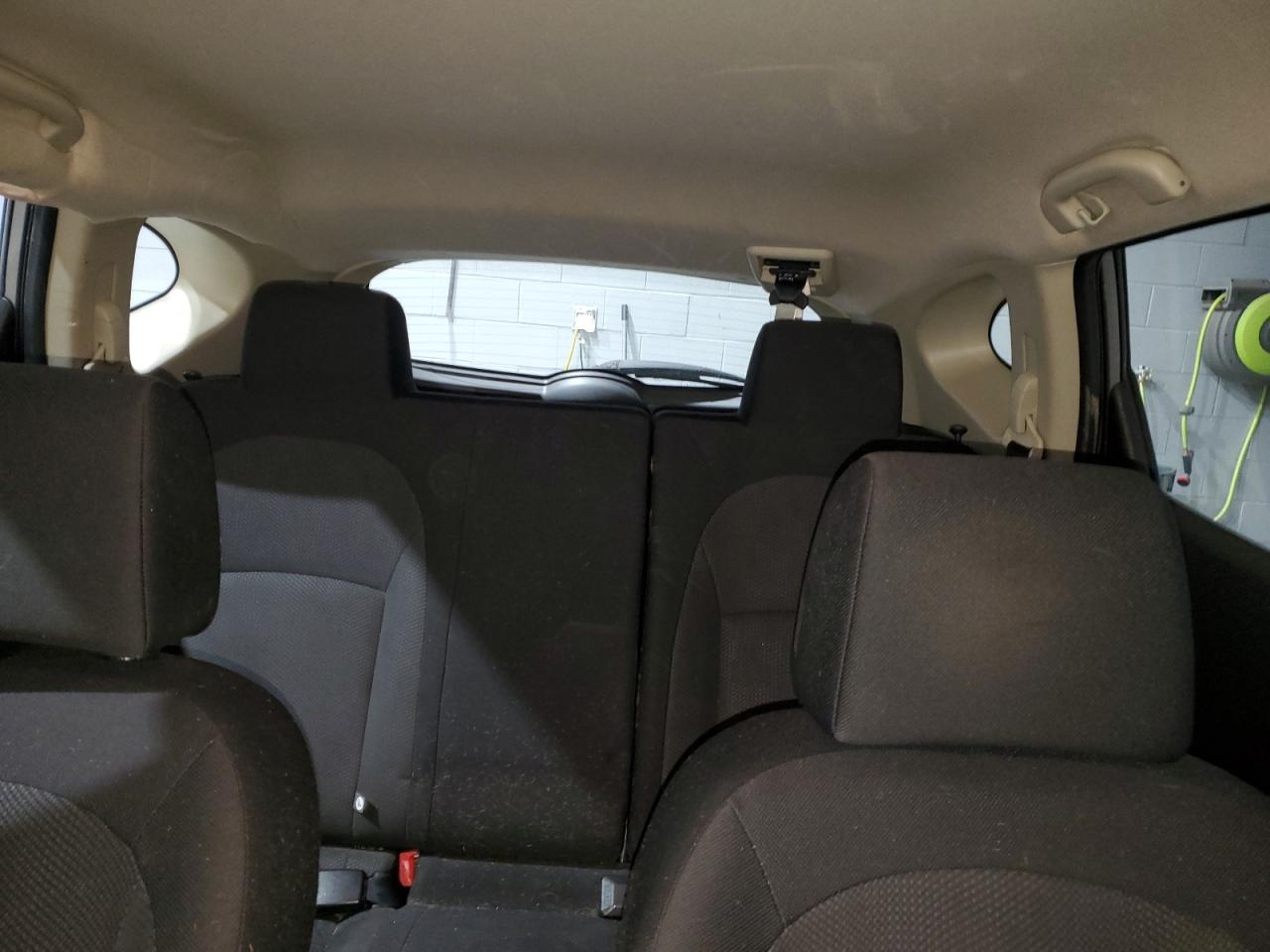 2011 Nissan Rogue - Image 10