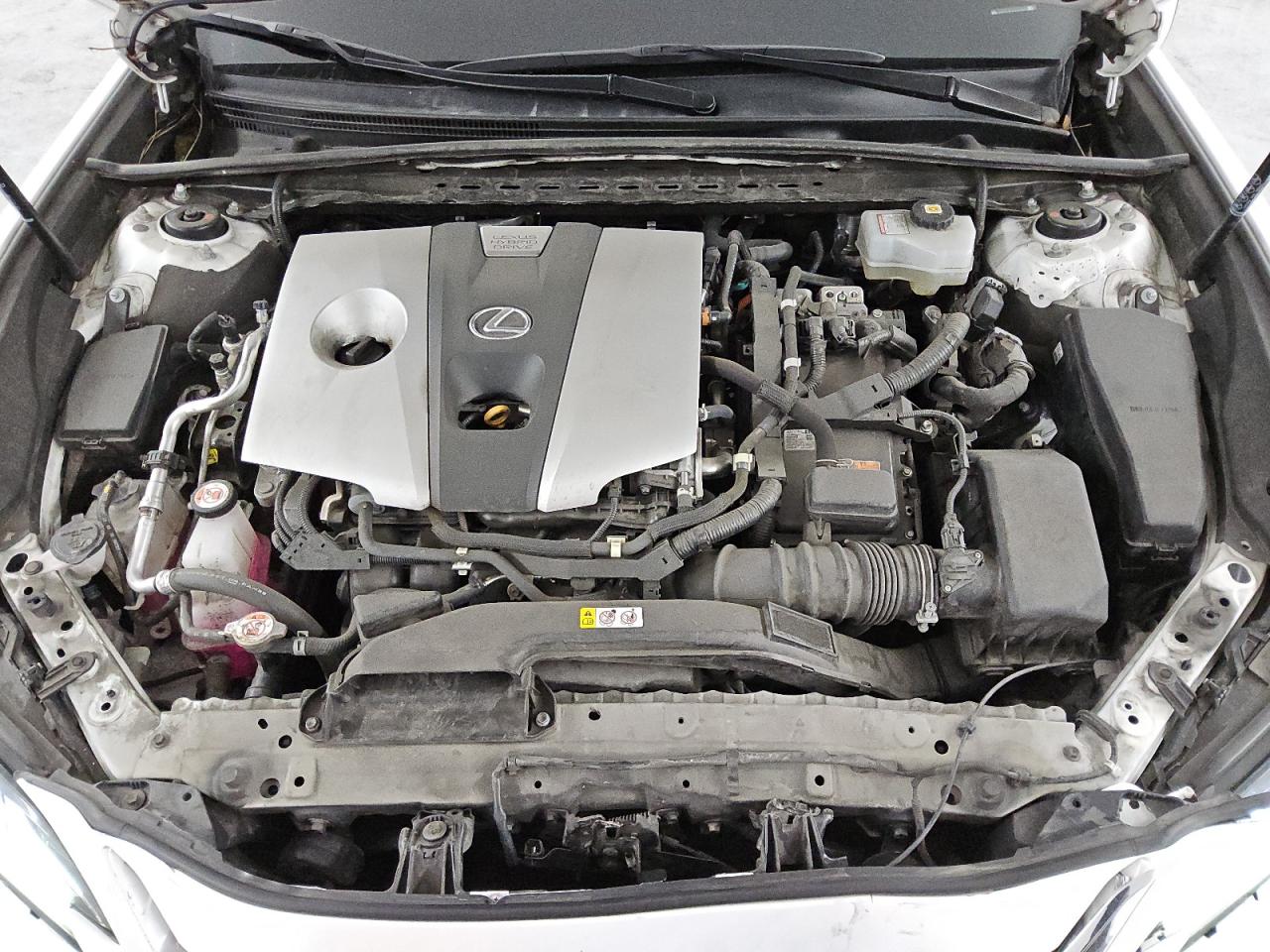 2021 Lexus ES - Image 11