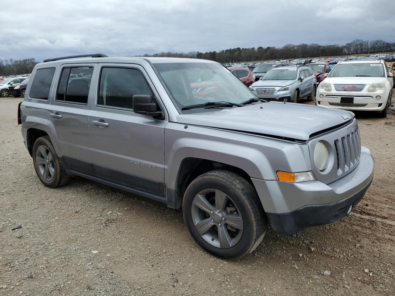 2014 Jeep Liberty (Patriot) - Image 4