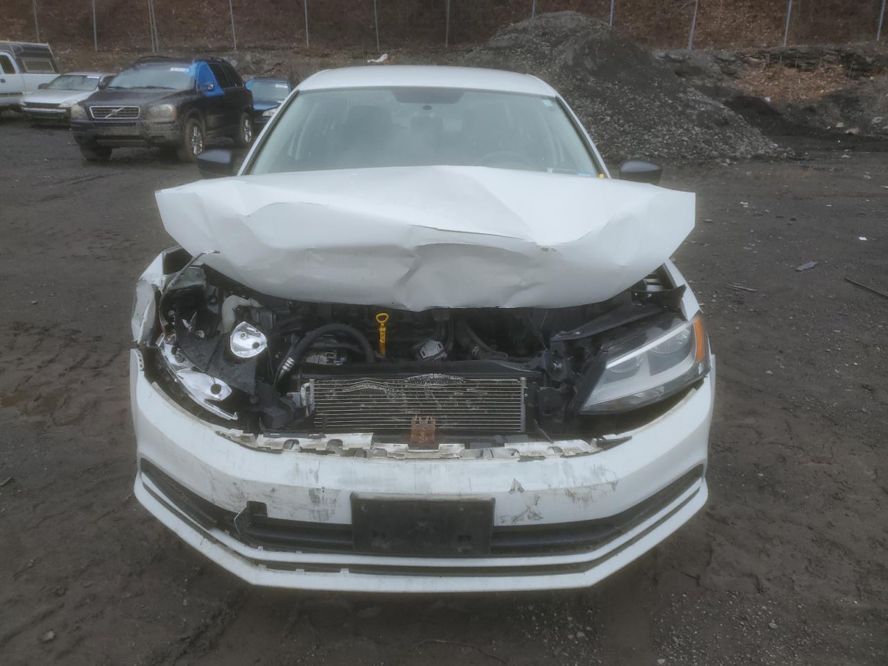 2015 Volkswagen Jetta - Image 5