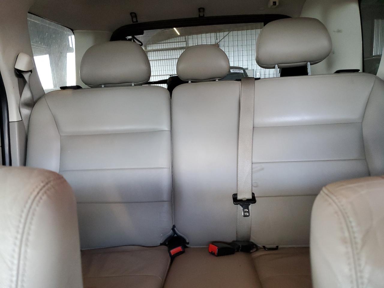 2009 Ford Escape - Image 10