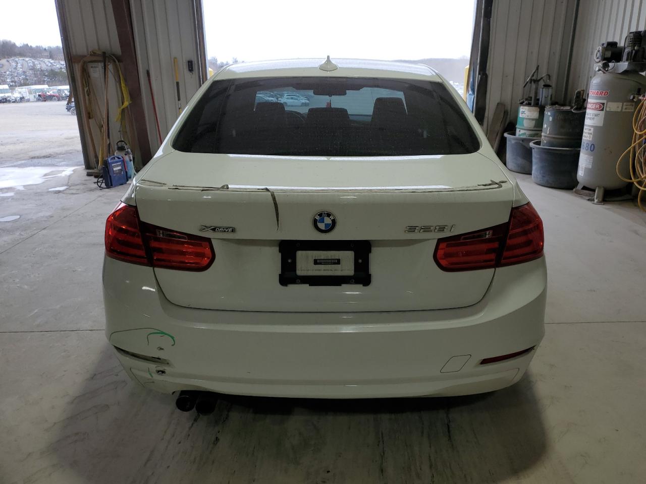 WBA3B3C58FJ985115 2015 BMW 328 Xi
