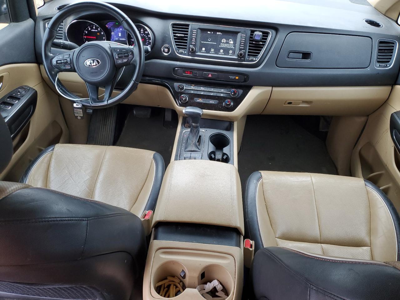 2018 Kia Sedona - Image 8
