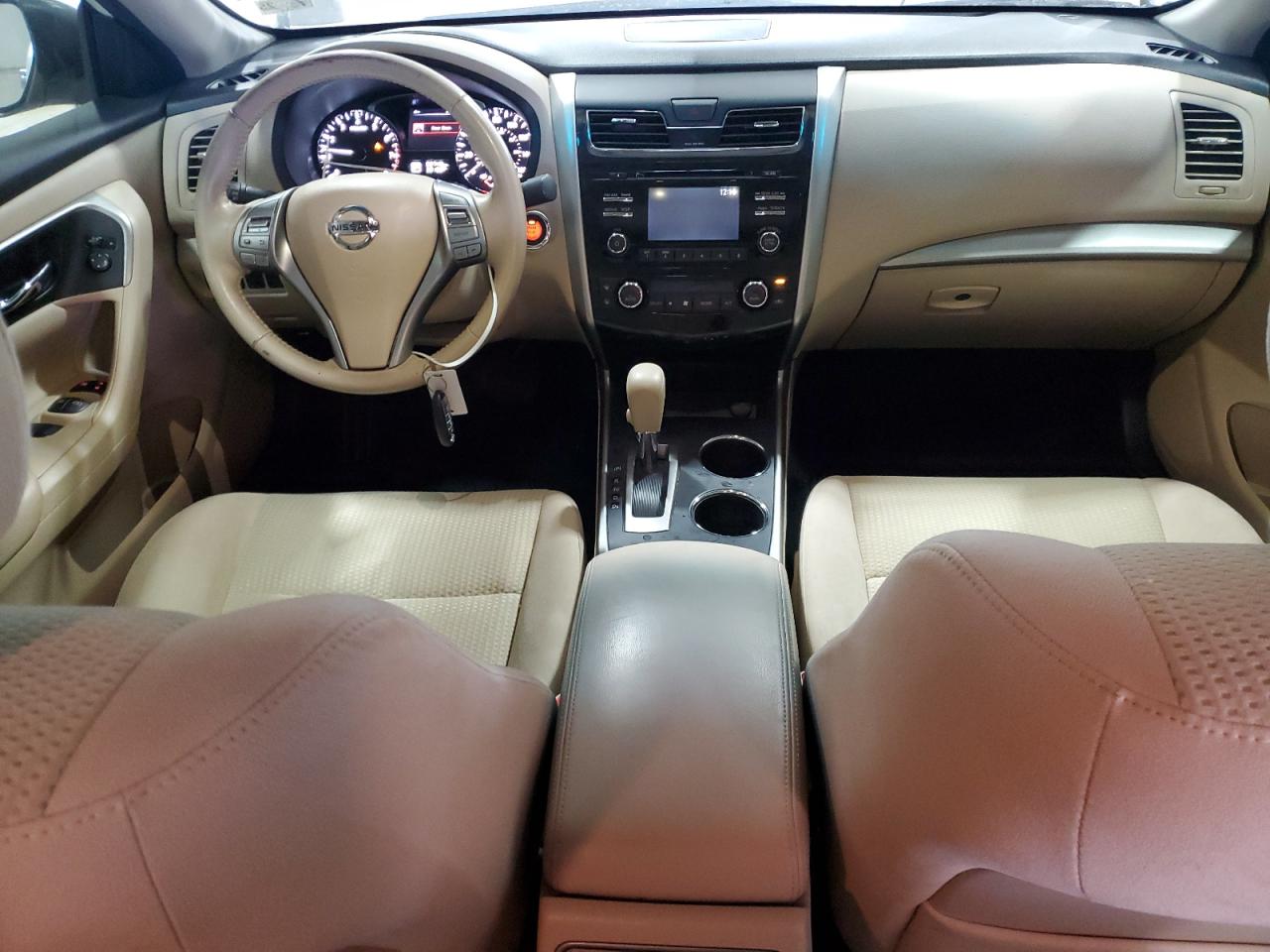2015 Nissan Altima - Image 8