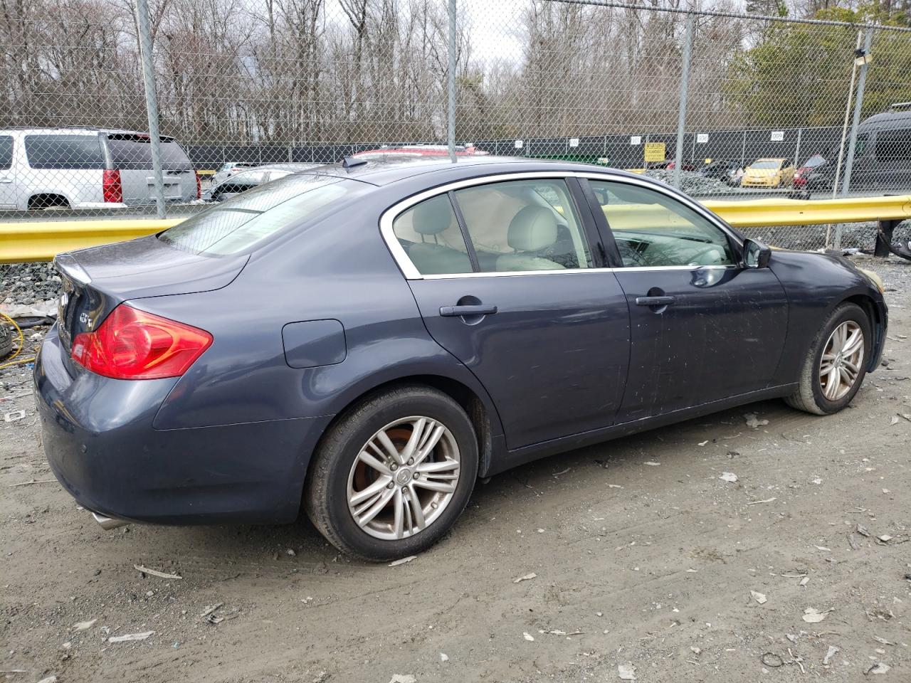 2012 Infiniti G - Image 3