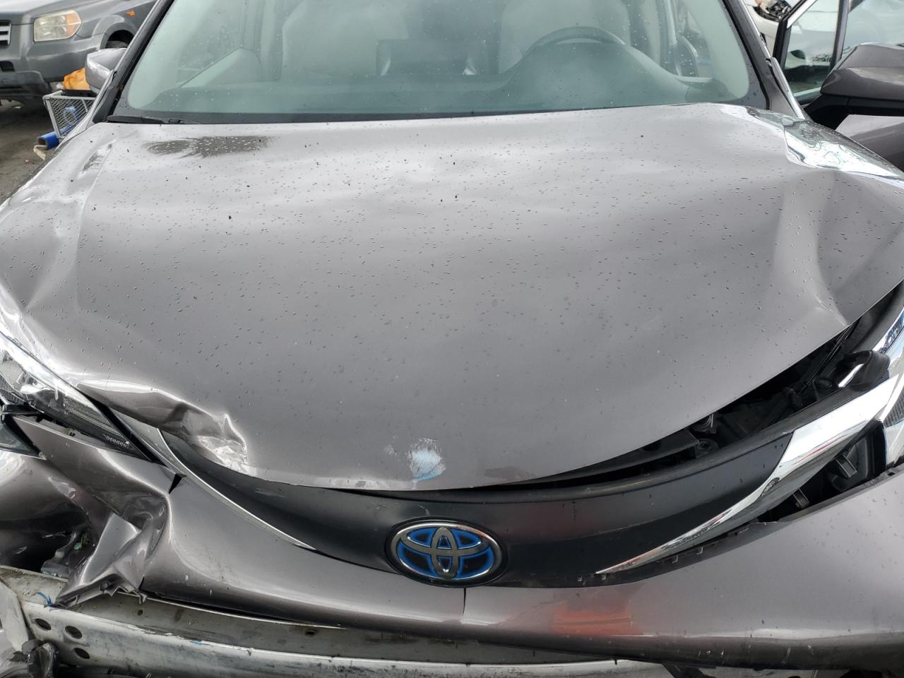 2021 Toyota Sienna - Image 12