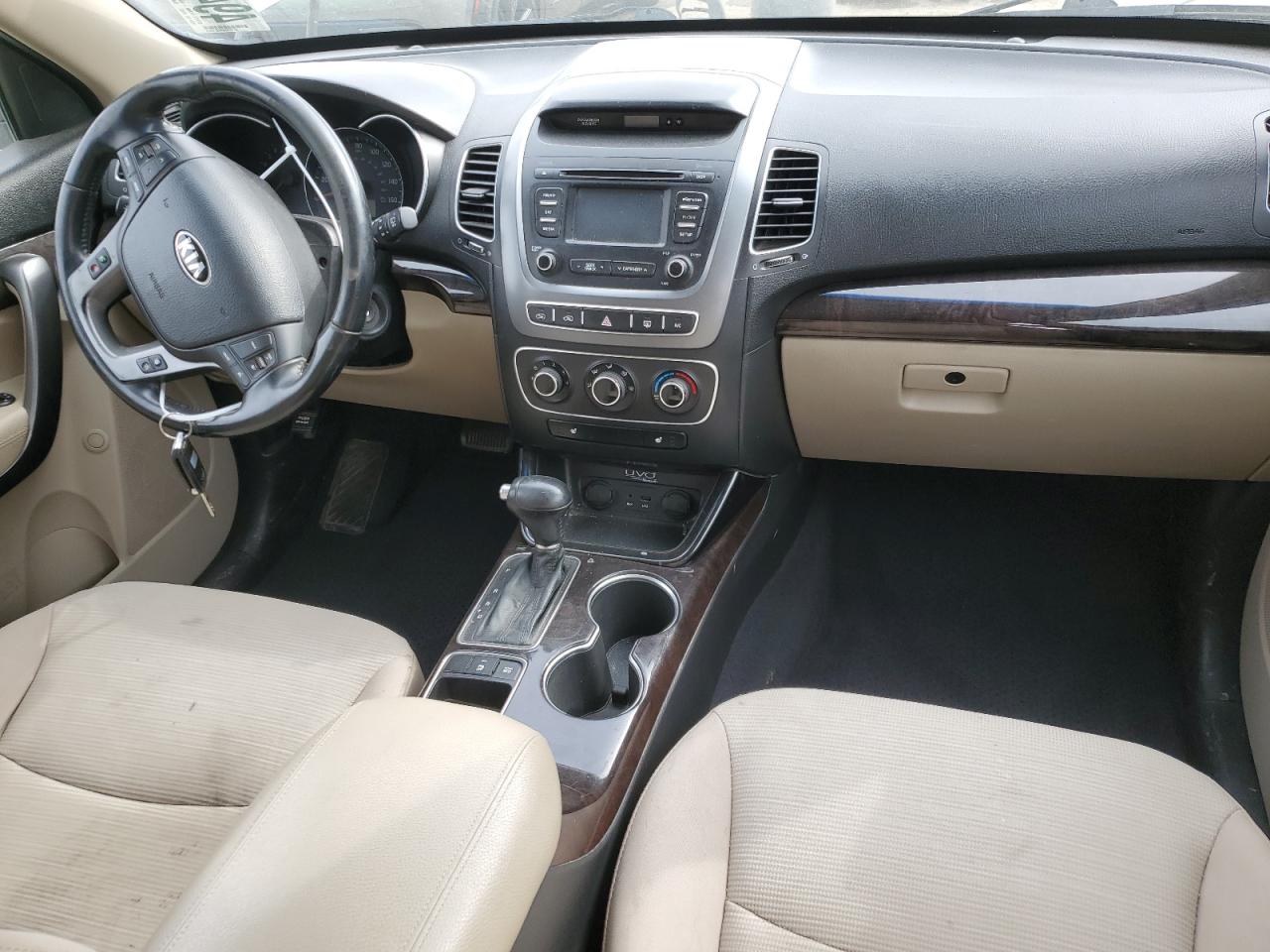 2014 Kia Sorento - Image 8