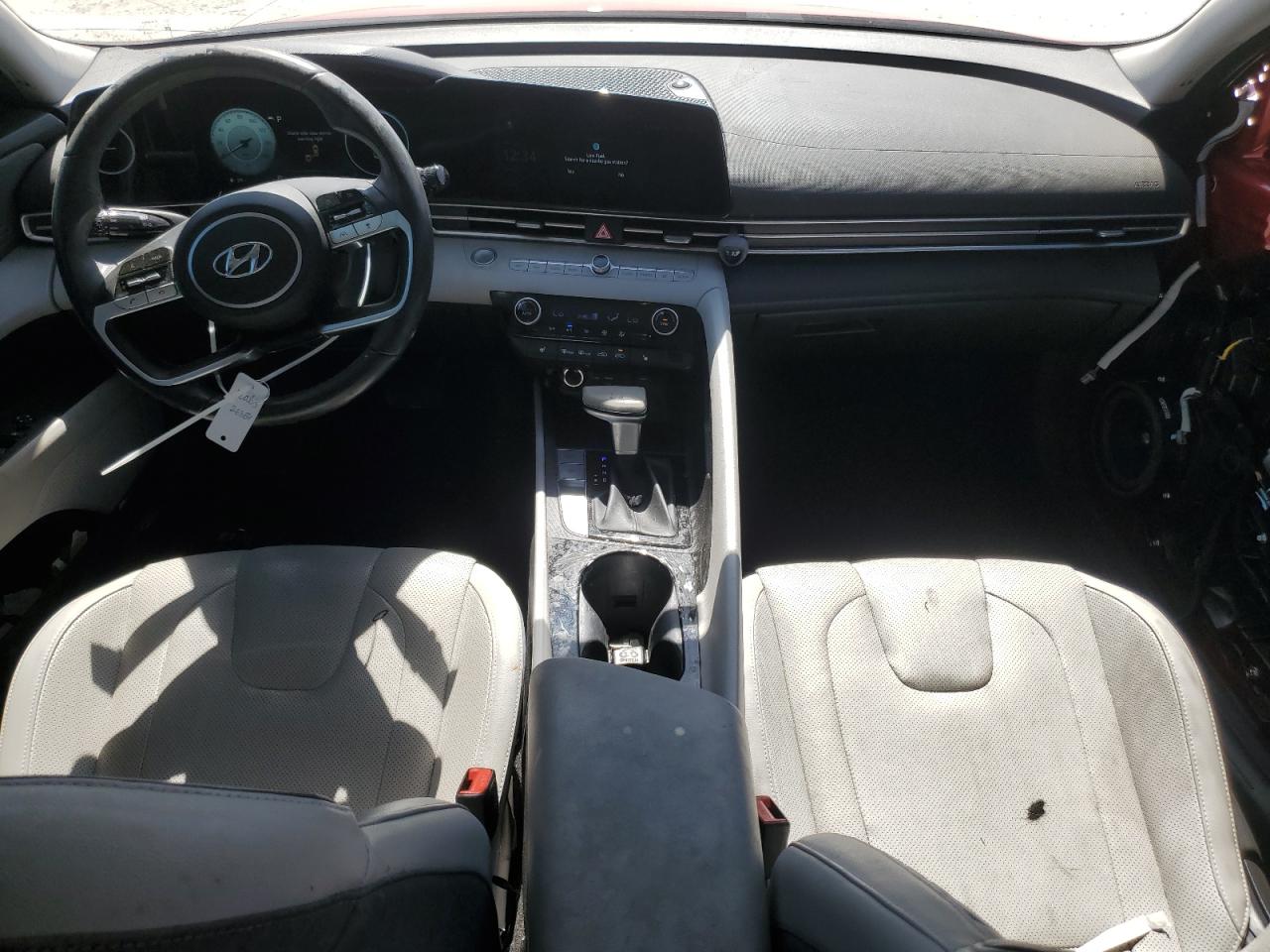2023 Hyundai Elantra - Image 8