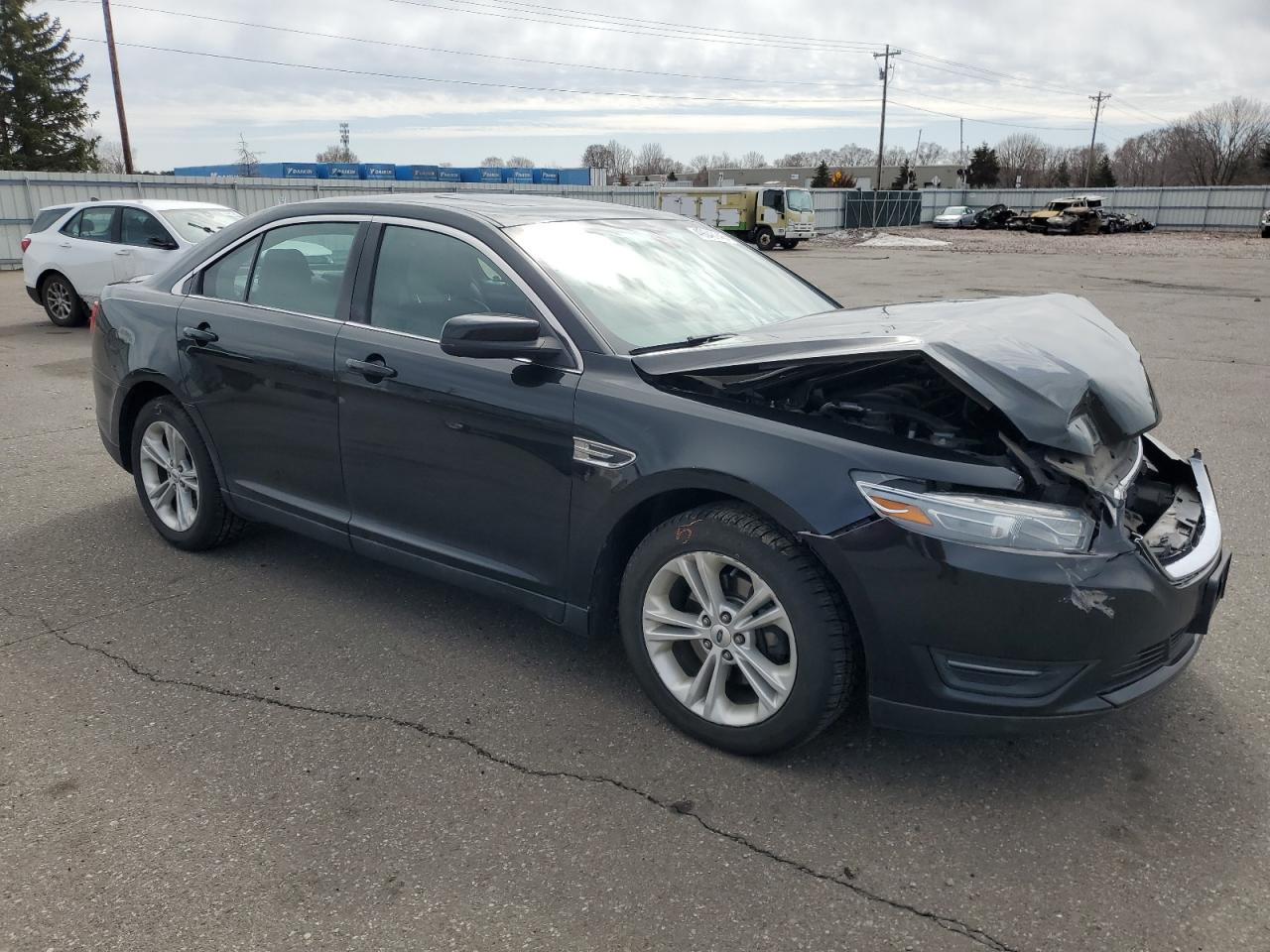 2014 Ford Taurus - Image 4