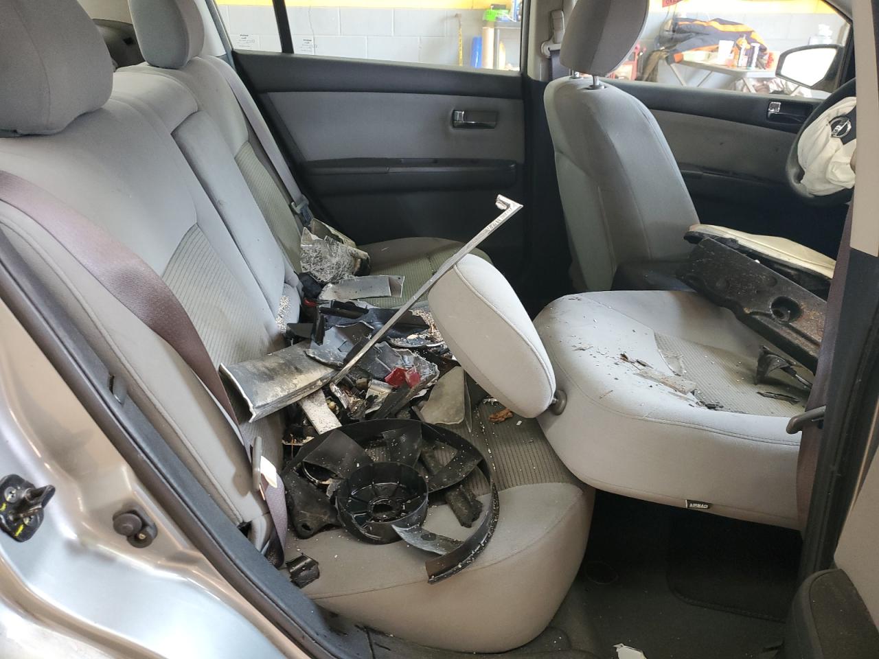 2012 Nissan Sentra - Image 10