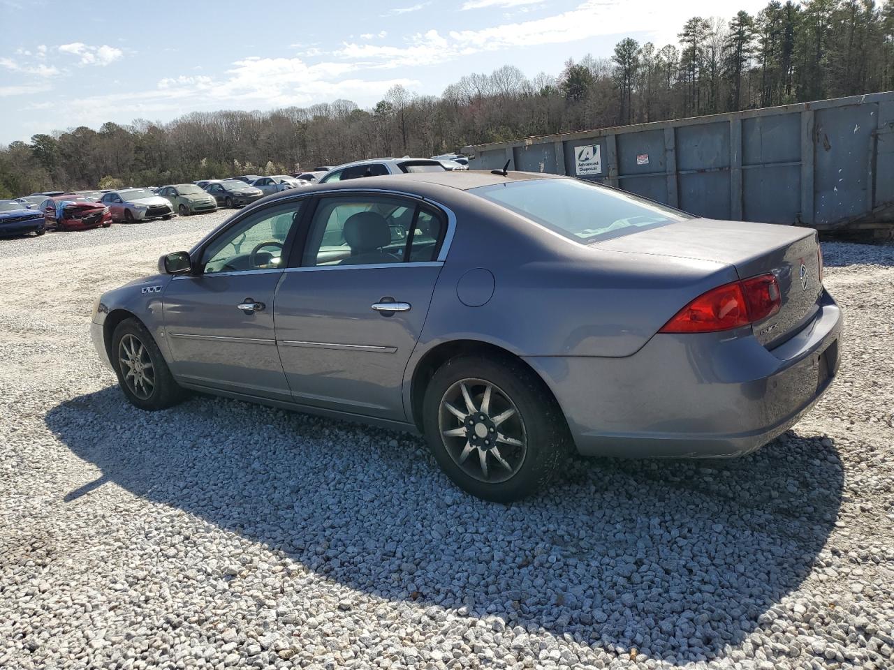2007 Buick Lucerne - Image 2