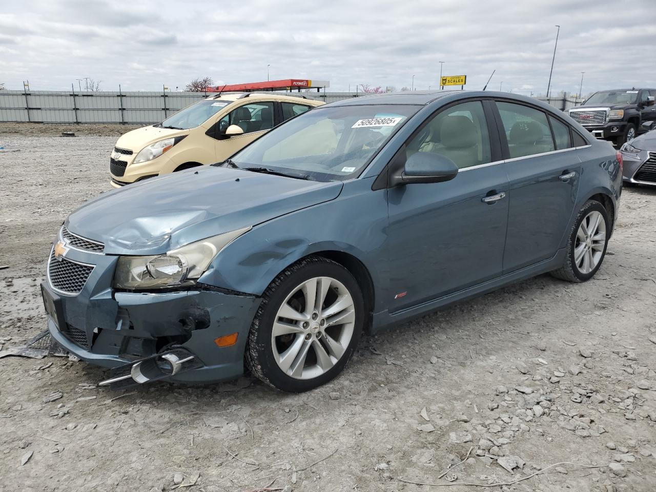2012 Chevrolet Cruze Ltz for Sale in Cahokia Heights, IL - Front End