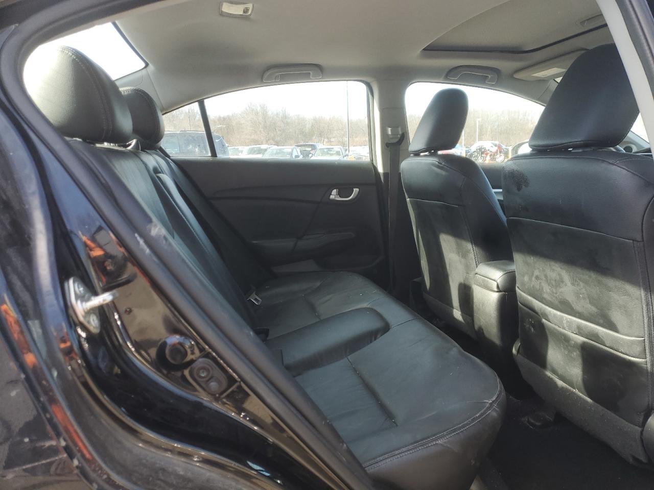 2015 Honda Civic - Image 11