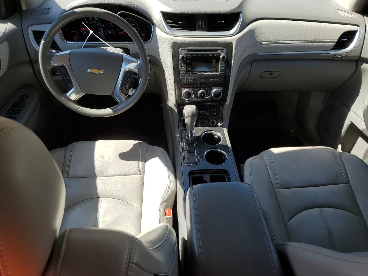 2015 Chevrolet Traverse - Image 8
