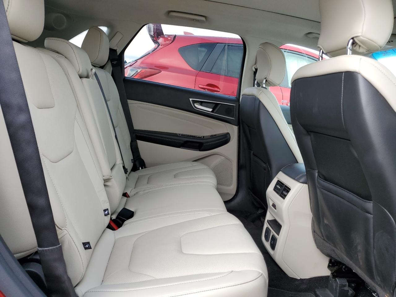 2015 Ford Edge - Image 10