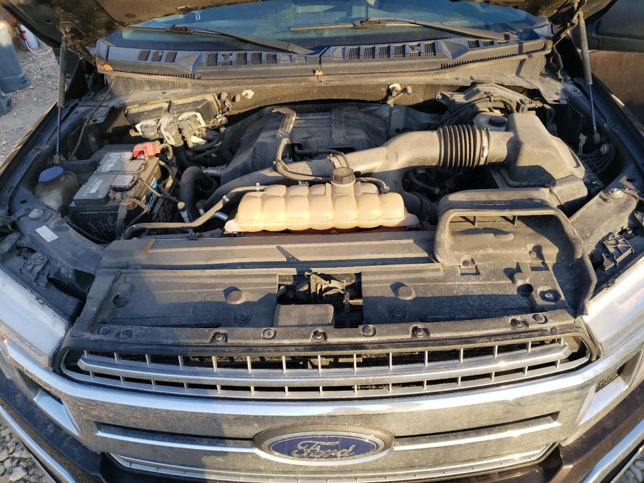2018 Ford F-150 - Image 13