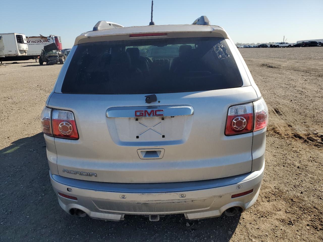 2012 GMC Acadia - Image 6