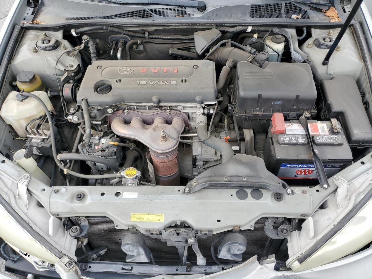 2005 Toyota Camry - Image 12