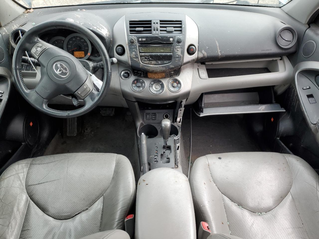 2010 Toyota RAV 4 - Image 8