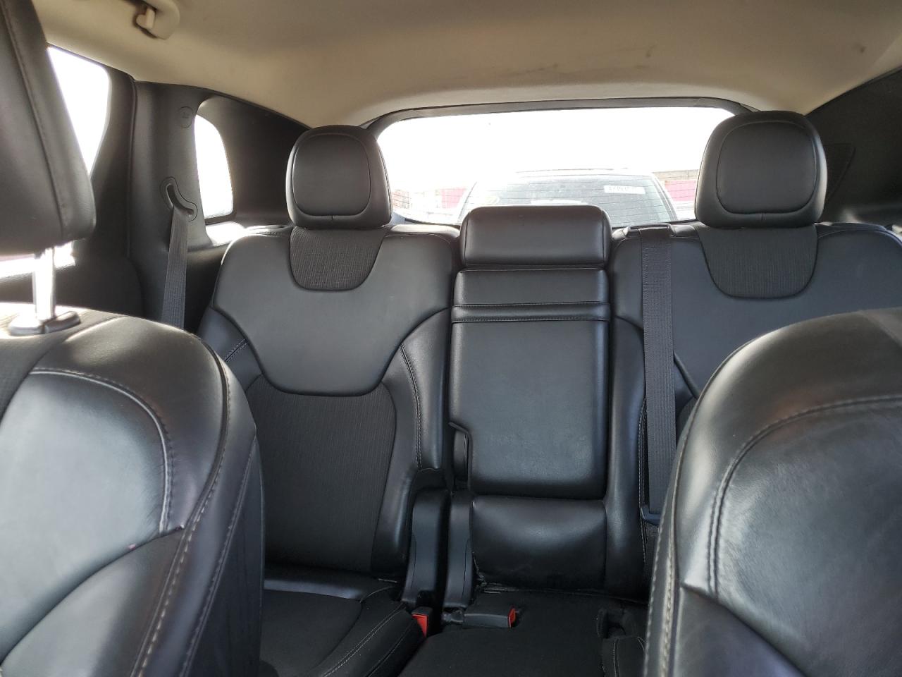 2018 Jeep Grand Cherokee - Image 10