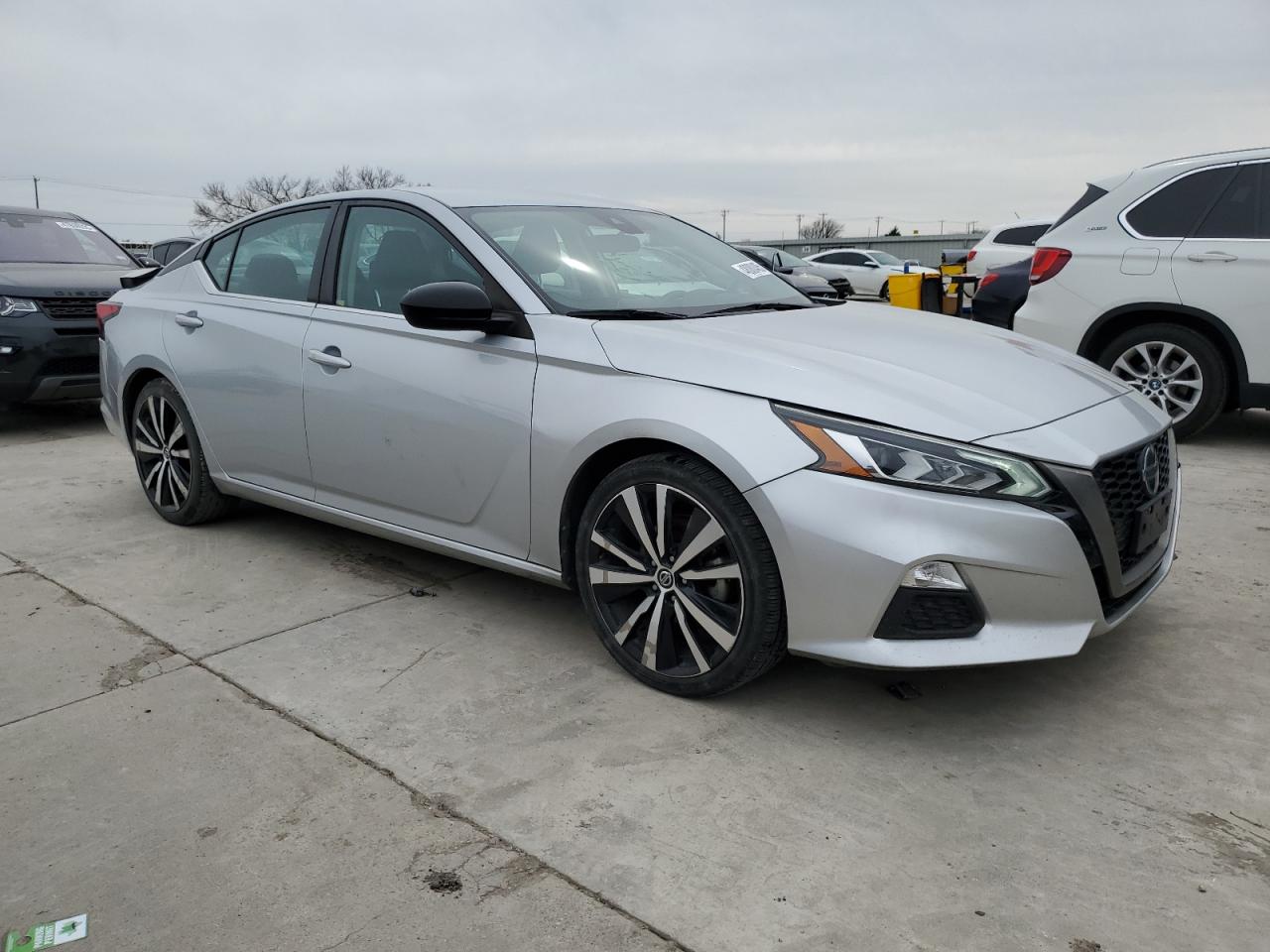 2021 Nissan Altima - Image 4