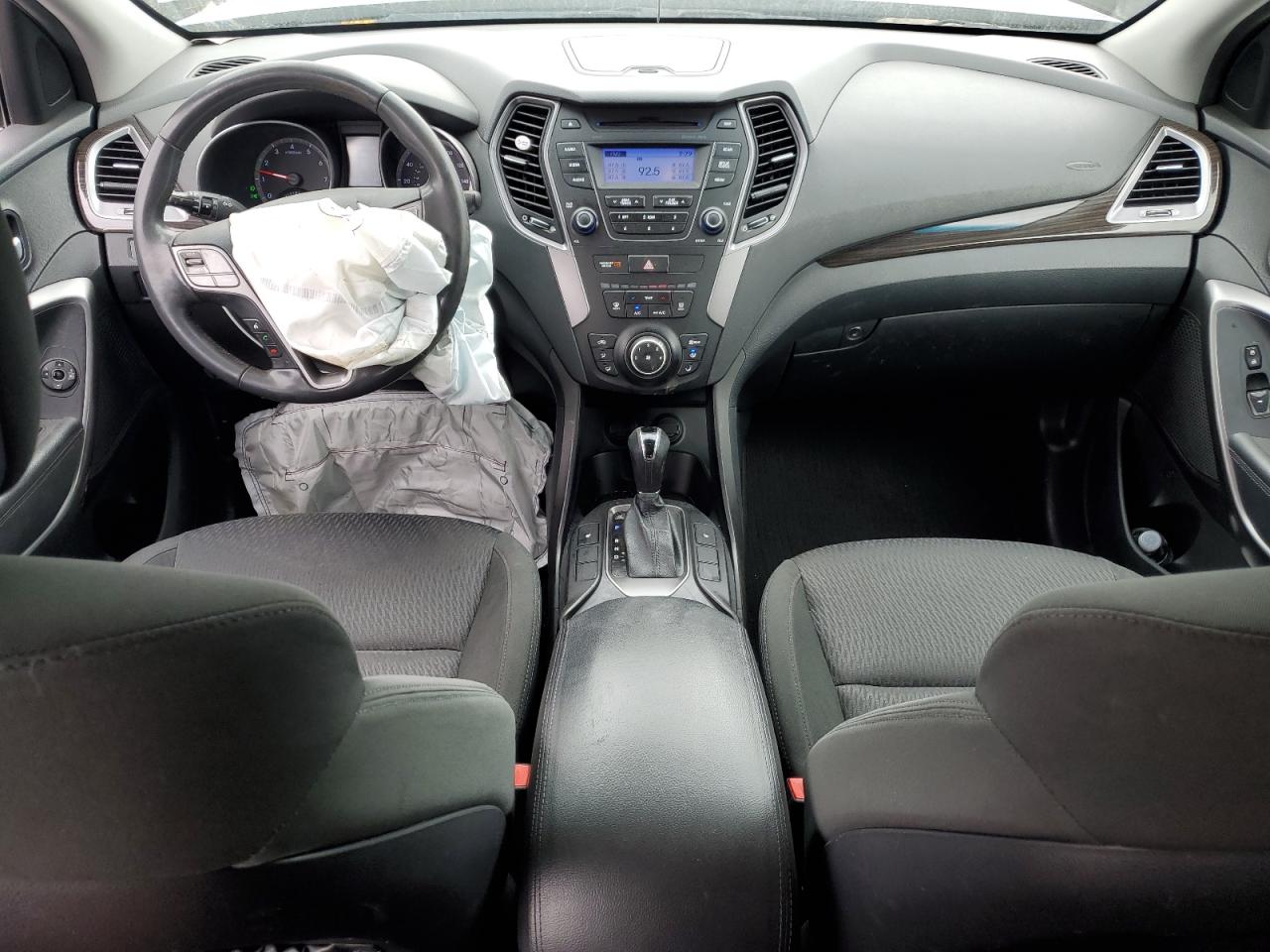 2013 Hyundai Santa Fe - Image 8