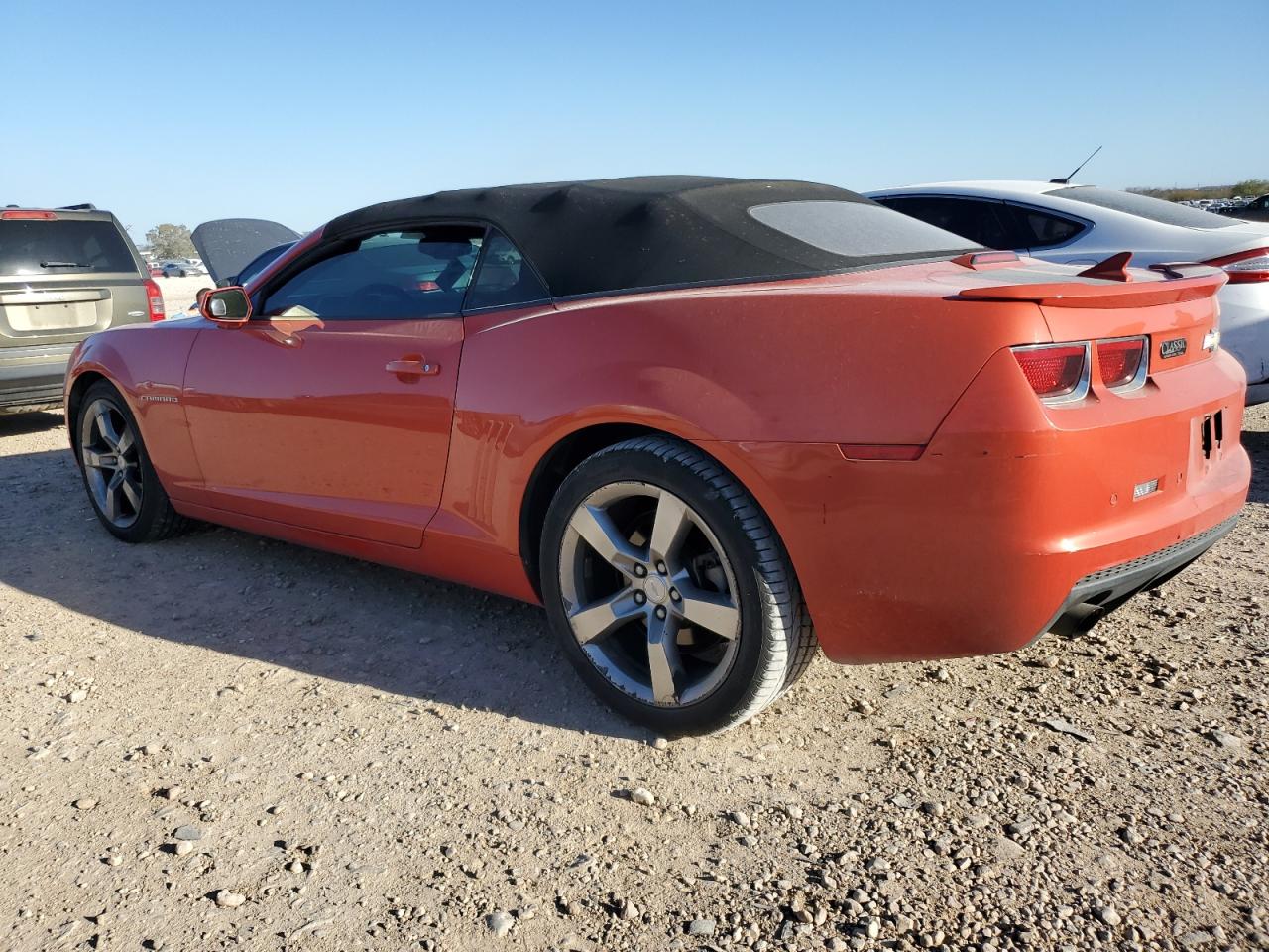 2011 Chevrolet Camaro - Image 2