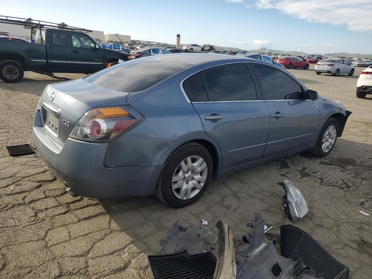 2011 Nissan Altima - Image 3