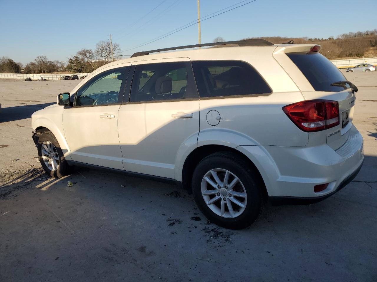2016 Dodge Journey - Image 2