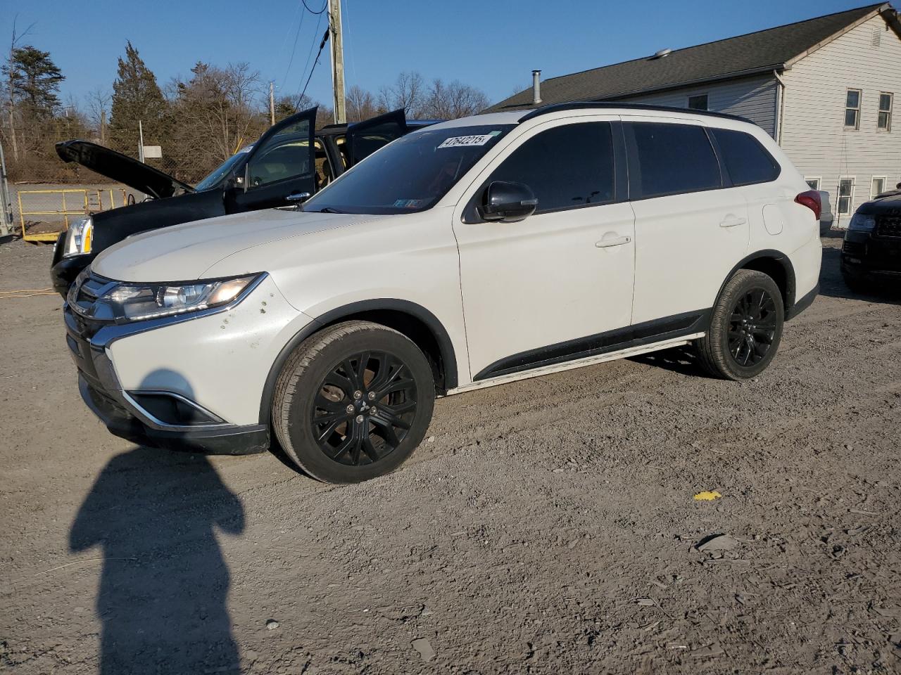 2018 Mitsubishi Outlander - Image 1