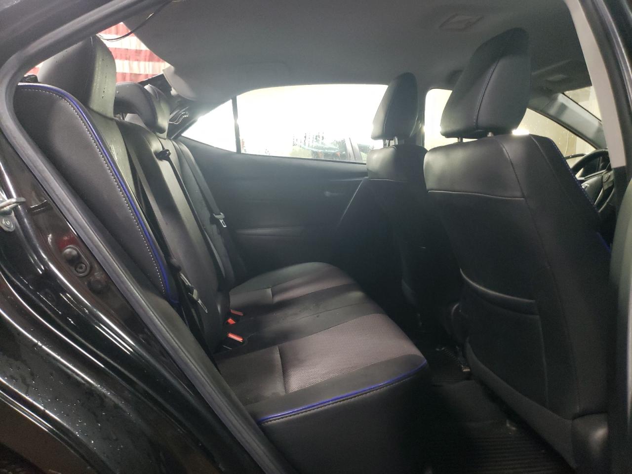 2018 Toyota Corolla - Image 10