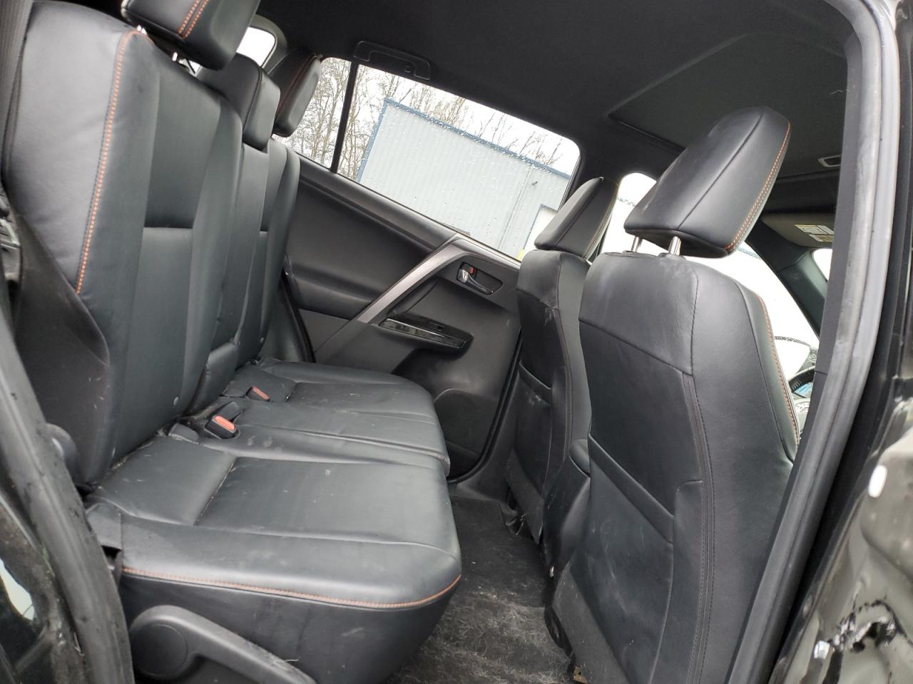2016 Toyota RAV 4 - Image 11