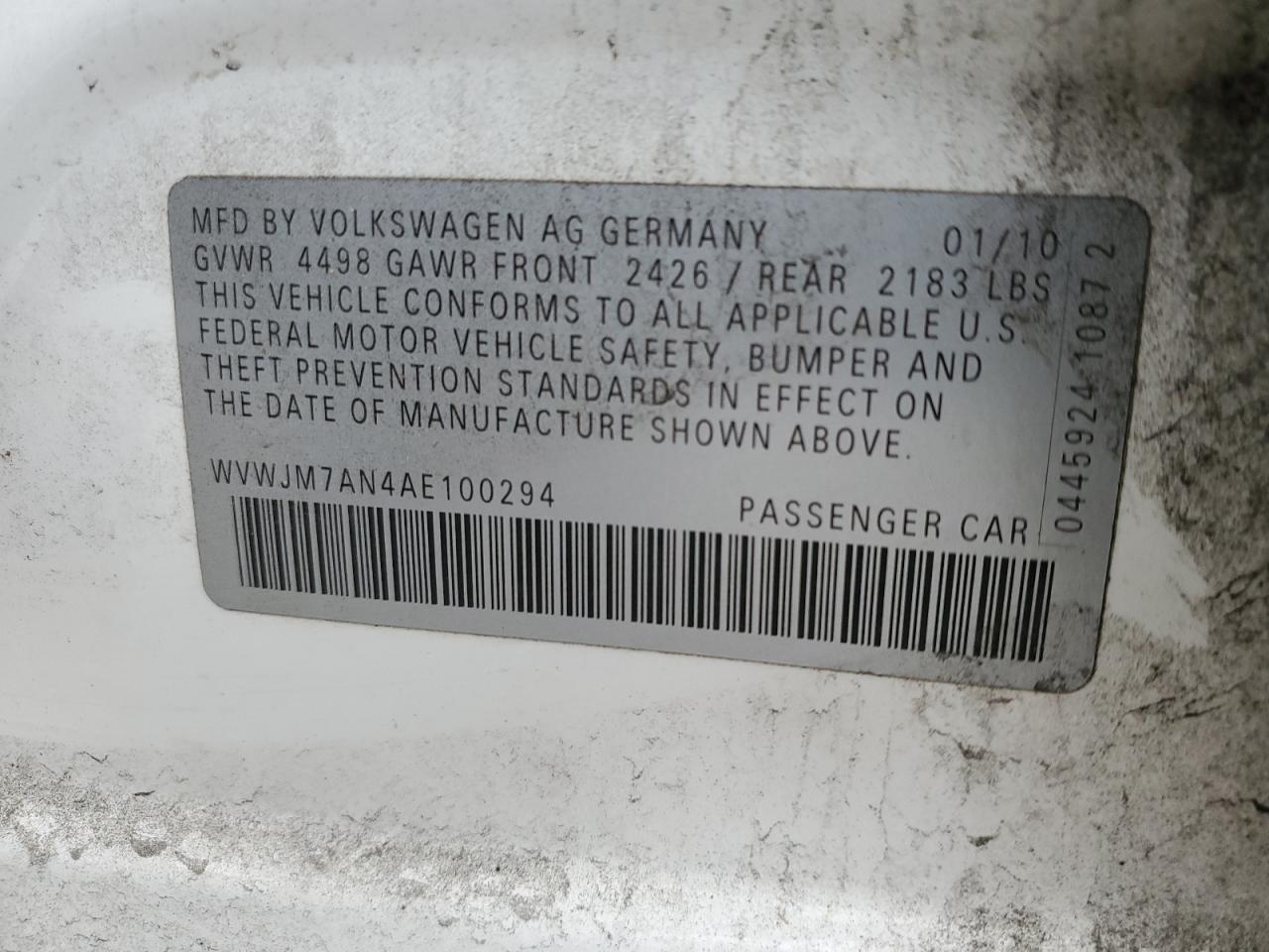 2010 Volkswagen Passat - Image 12