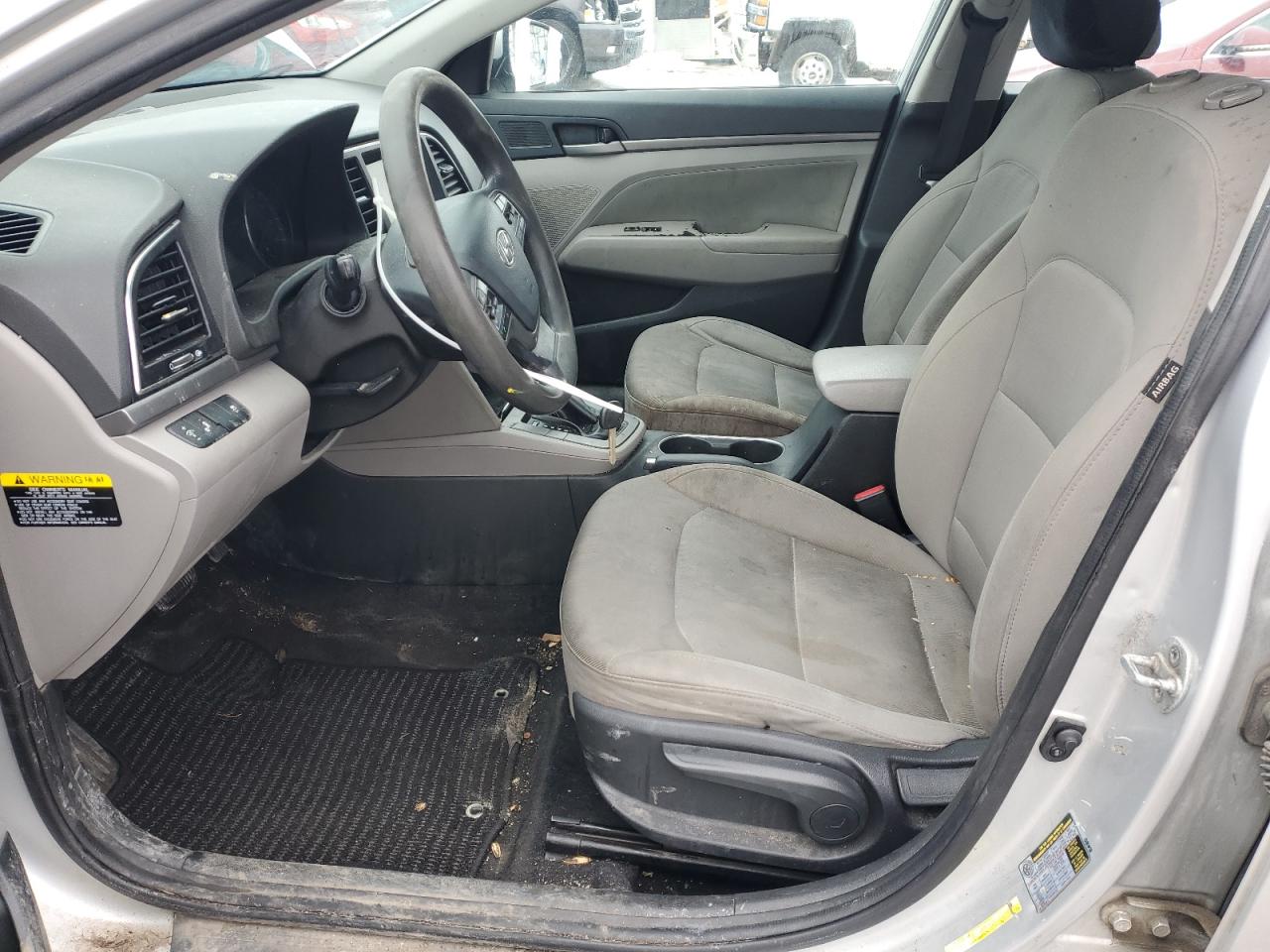 2018 Hyundai Elantra - Image 7