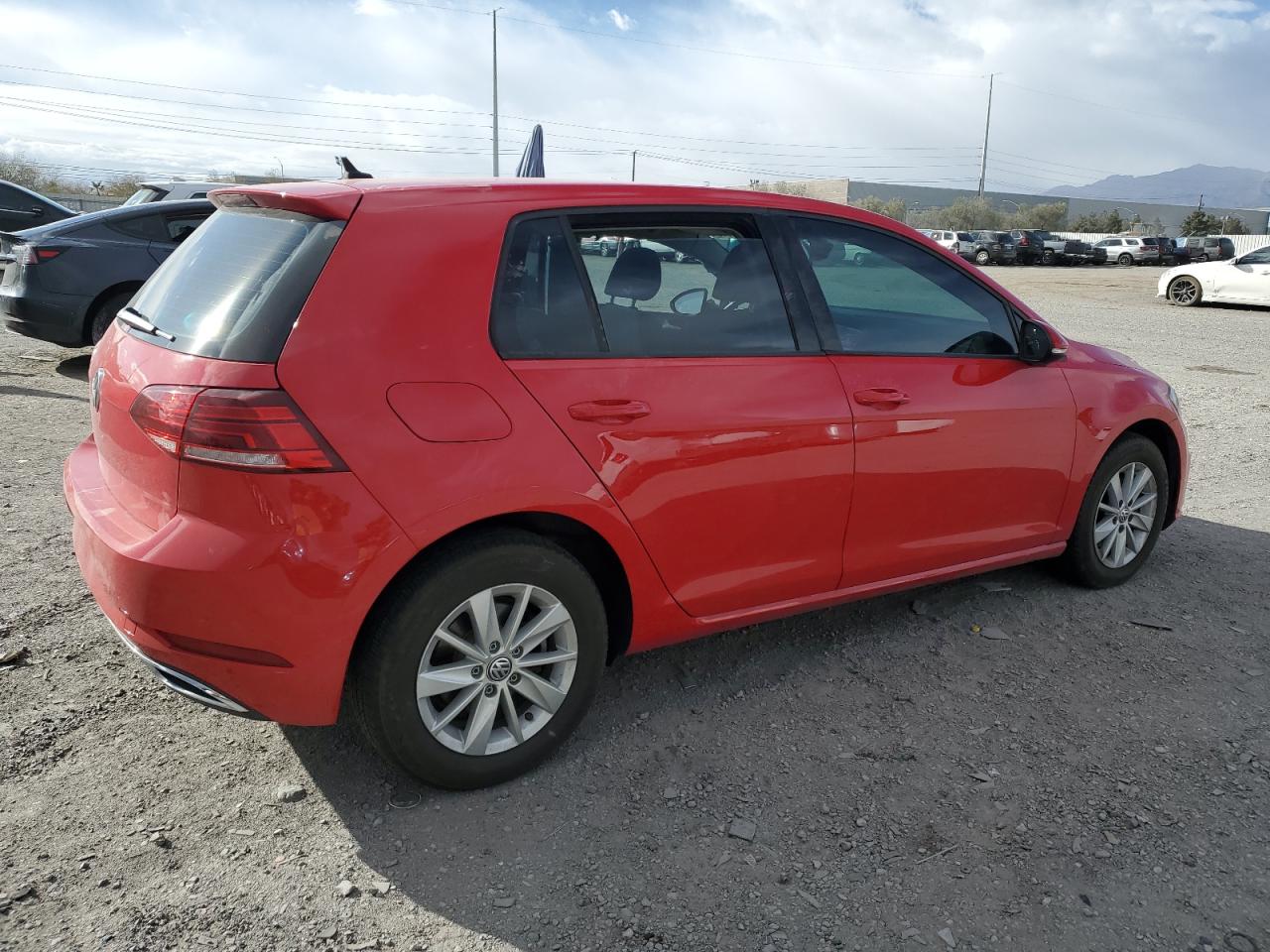2019 Volkswagen Golf - Image 3