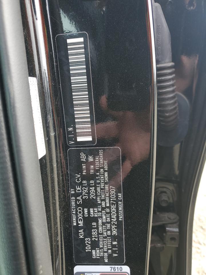 2024 Kia Forte - Image 13