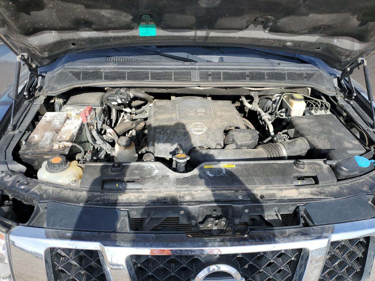 2015 Nissan Armada - Image 12