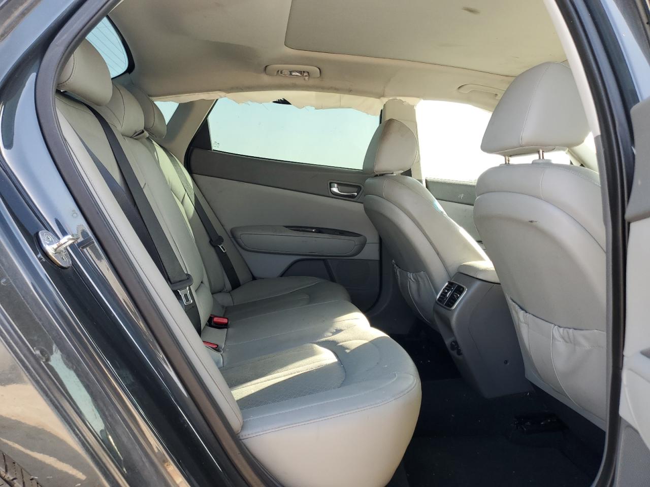 2016 Kia Optima - Image 11