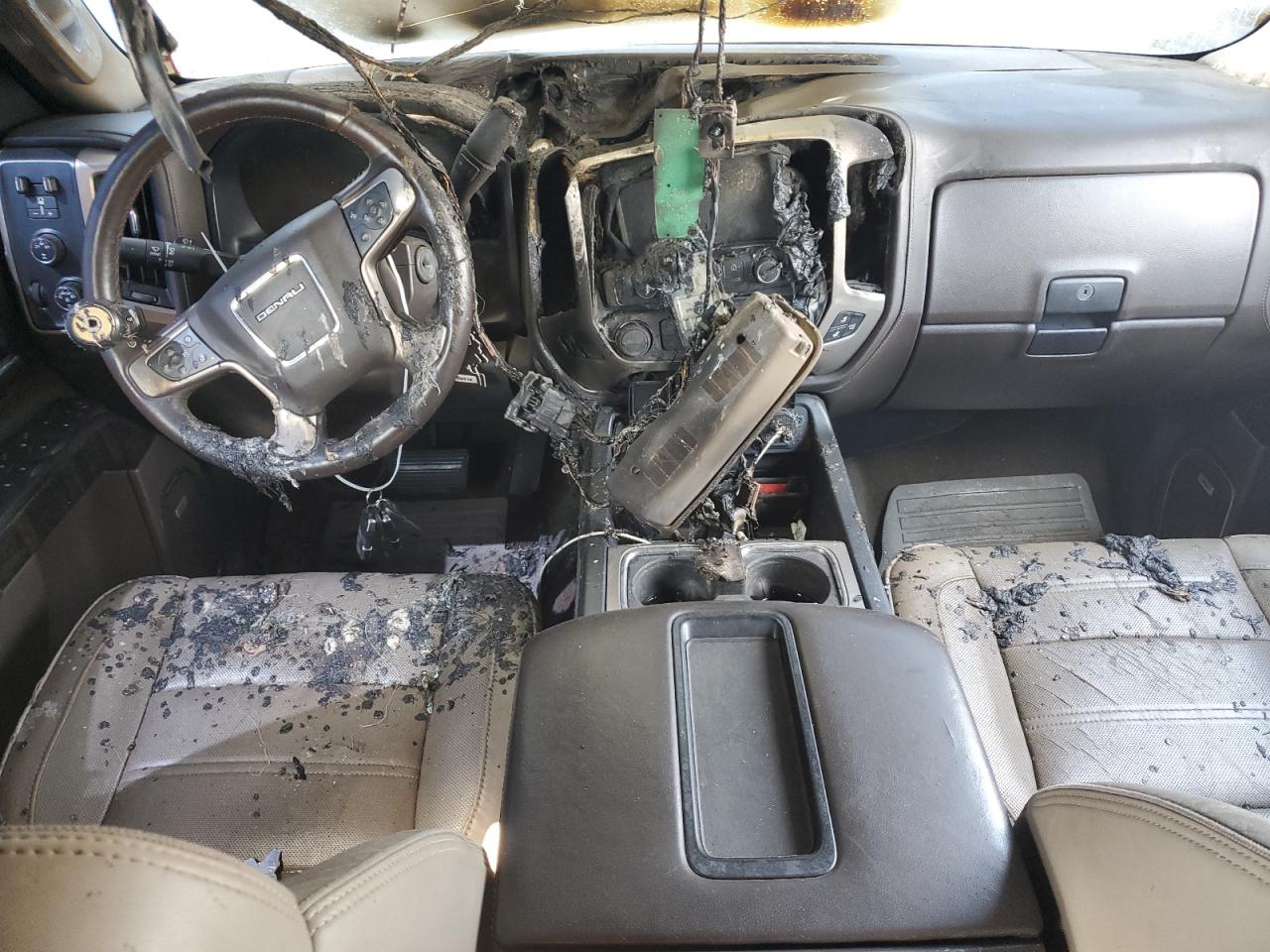 2015 GMC Sierra - Image 8